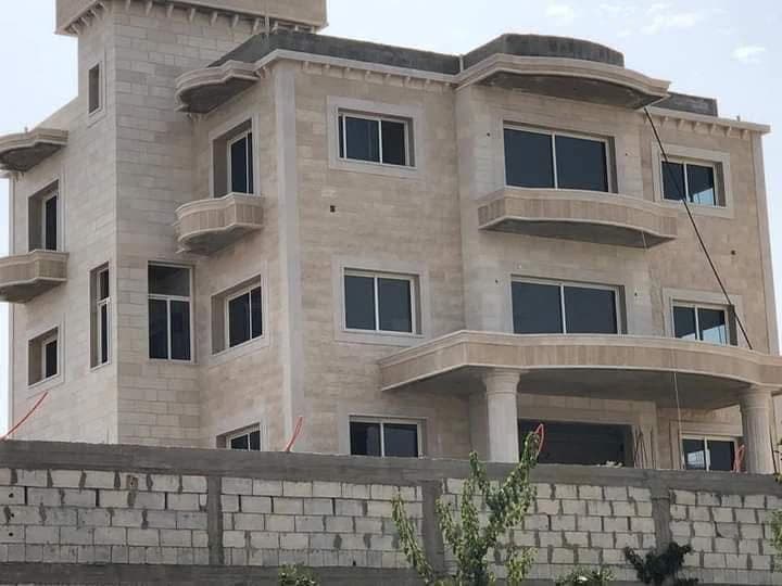 Aluminium and prefabricated houses